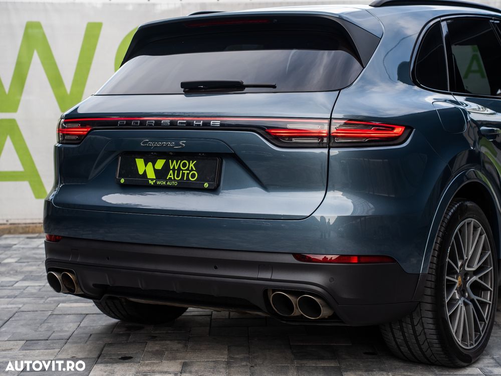 Porsche Cayenne - 10