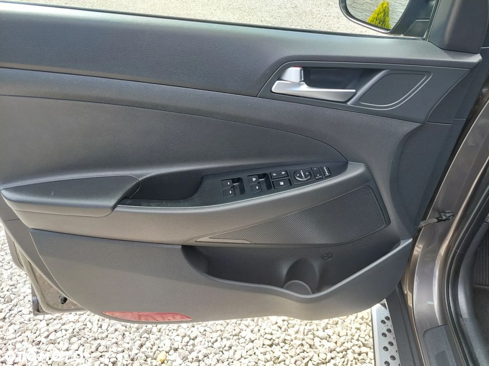 Hyundai Tucson blue 1.7 CRDi 2WD Classic - 31