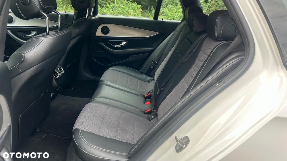 Mercedes-Benz Klasa E 220 d Business Edition 9G-TRONIC - 16