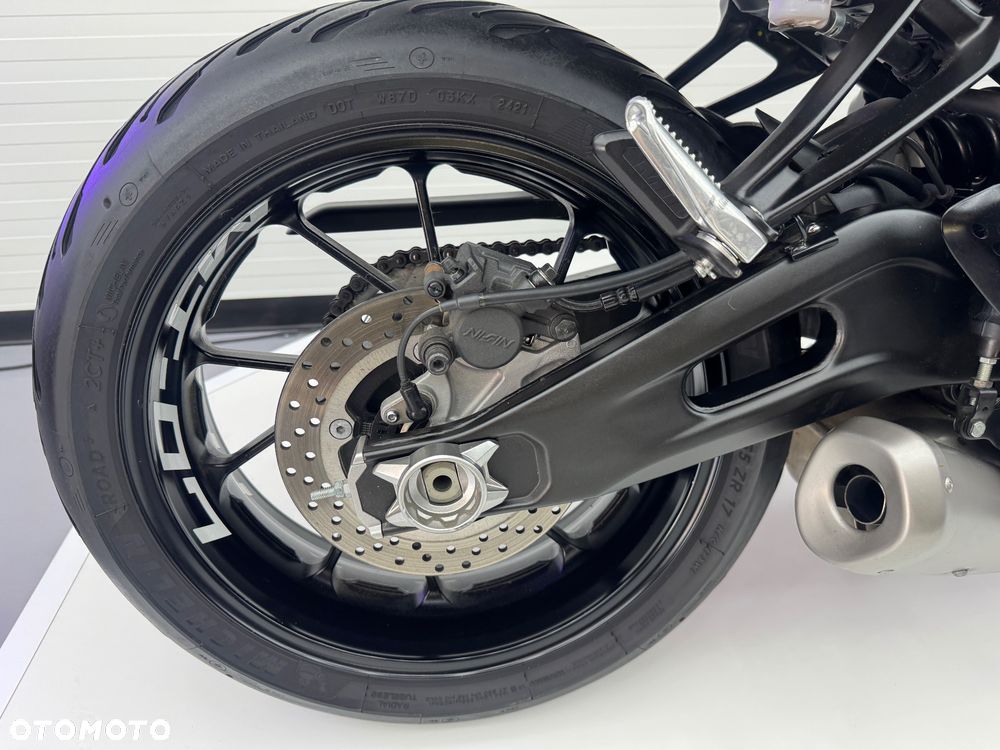 Yamaha MT - 30
