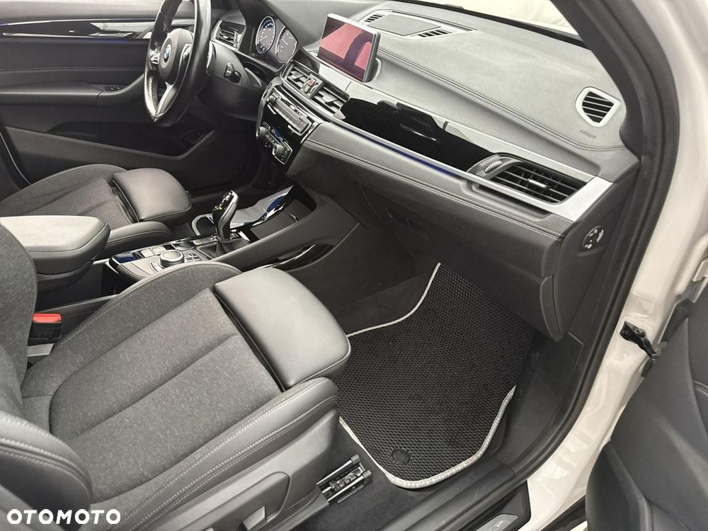 BMW X1 - 28