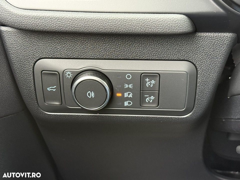 Ford Kuga - 16