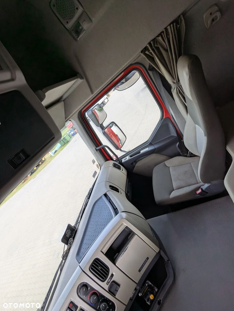 Renault Premium - 12