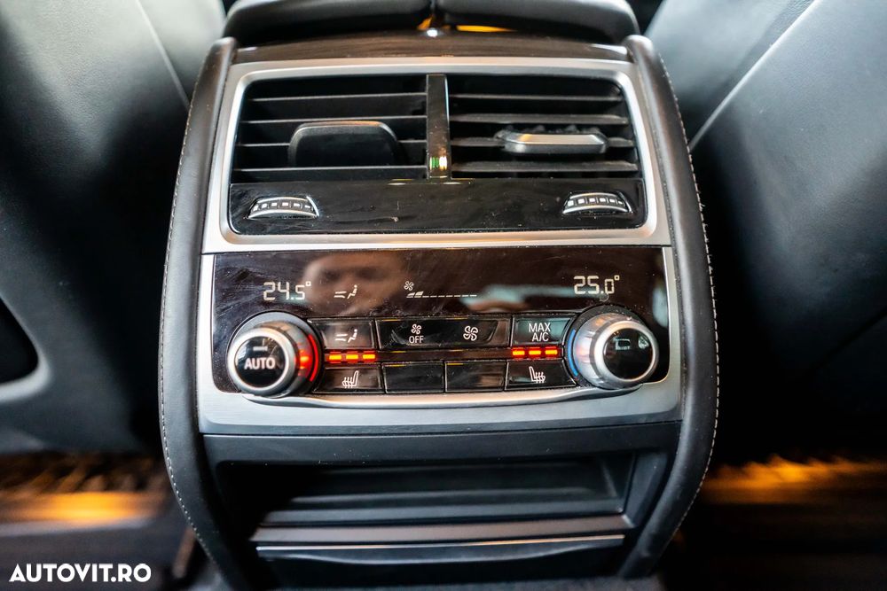 BMW Seria 7 740e iPerformance - 16