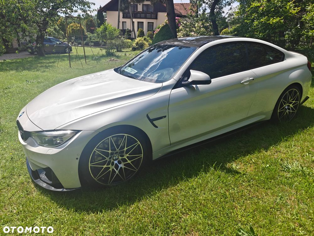 BMW M4 DKG - 10
