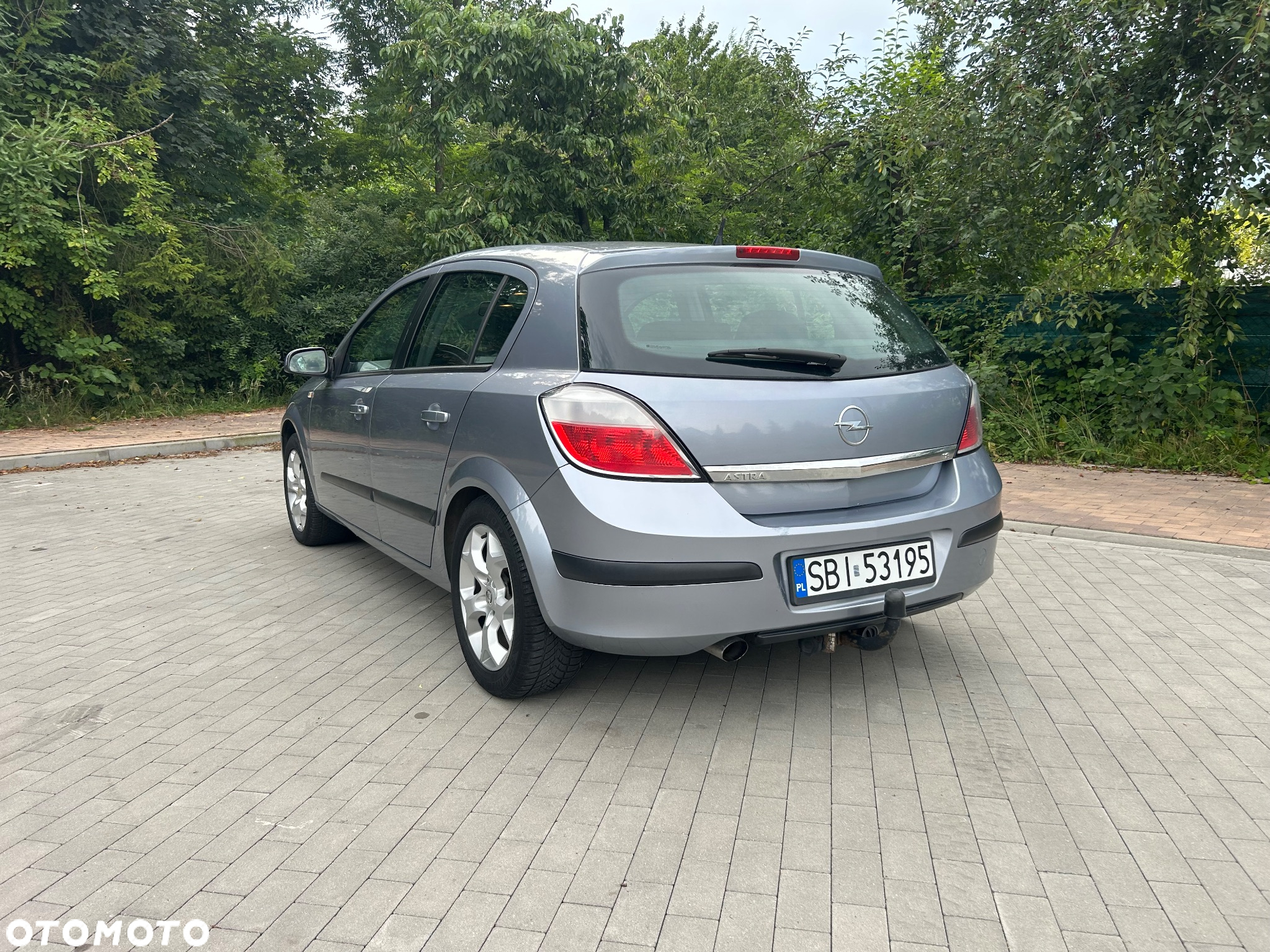 Opel Astra 1.8 Sport - 24