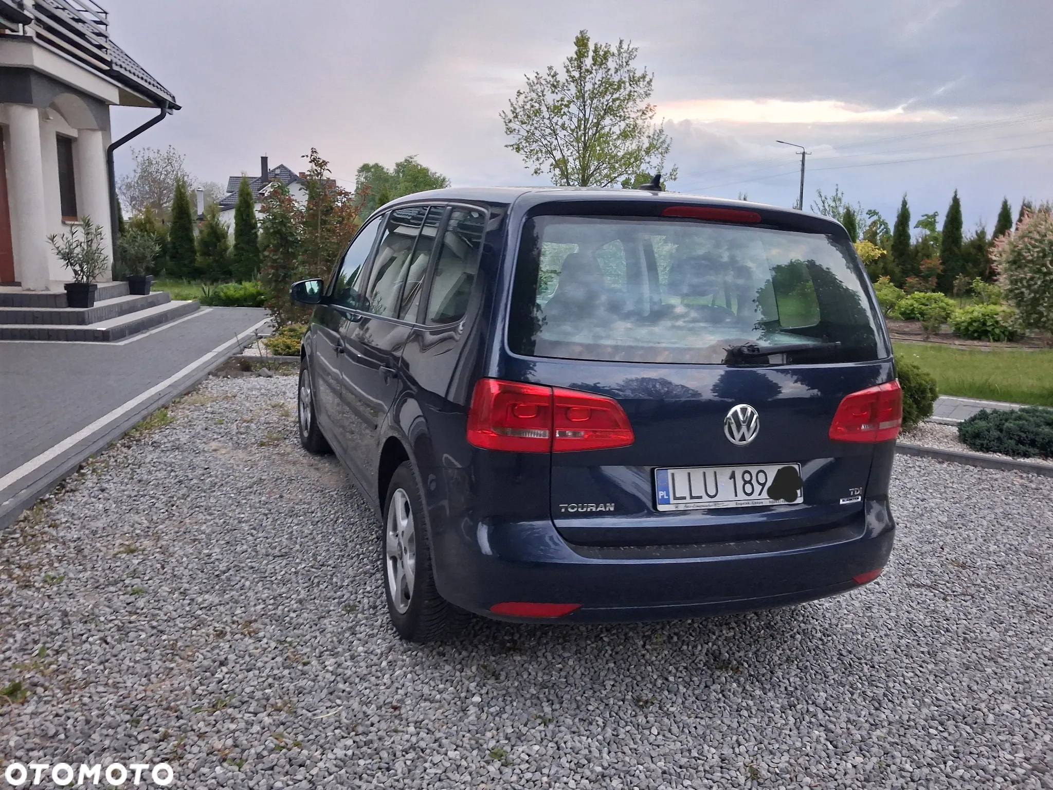 Volkswagen Touran 1.6 TDI BMT Comfortline - 10