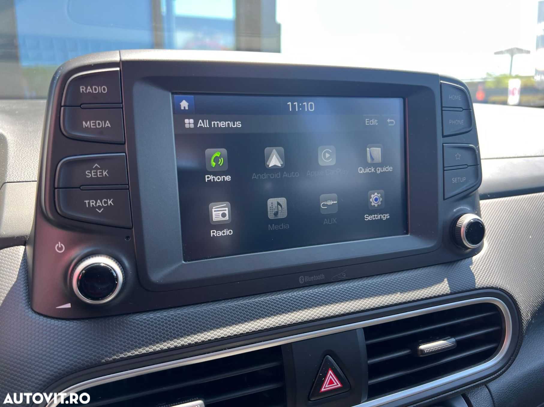 Hyundai KONA - 13
