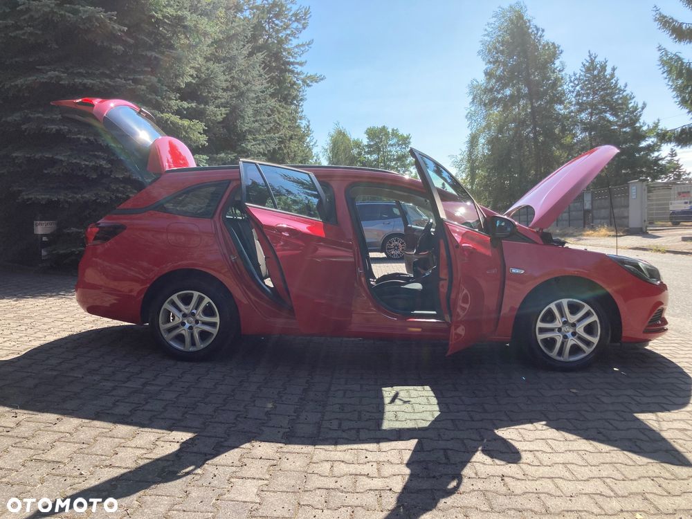 Opel Astra 1.4 Essentia - 27