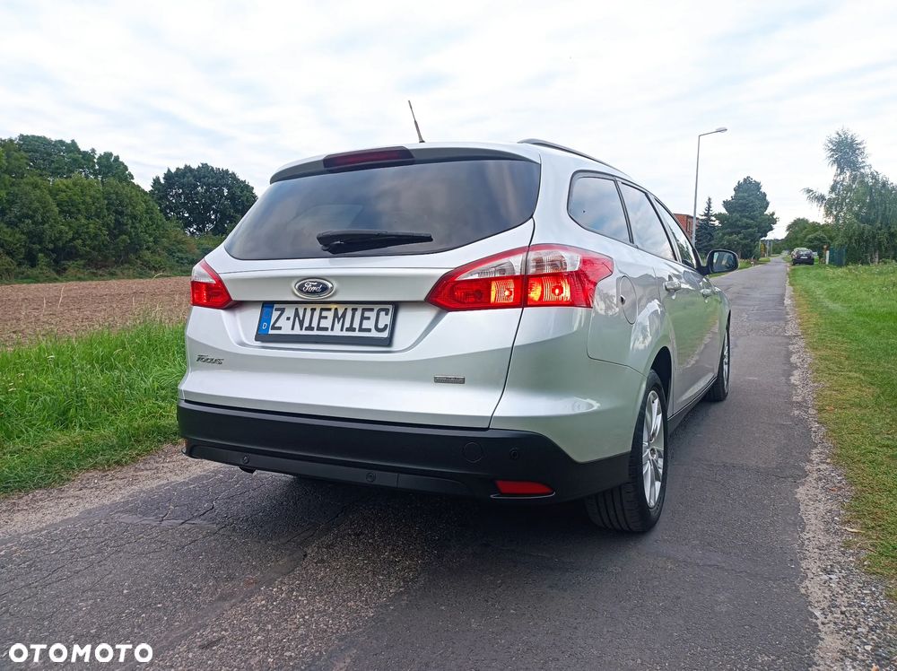 Ford Focus 1.6 TDCi DPF SYNC Edition - 35