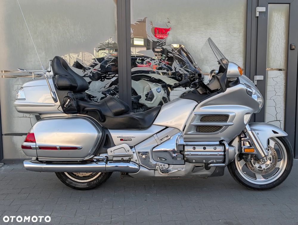 Honda GL - 11