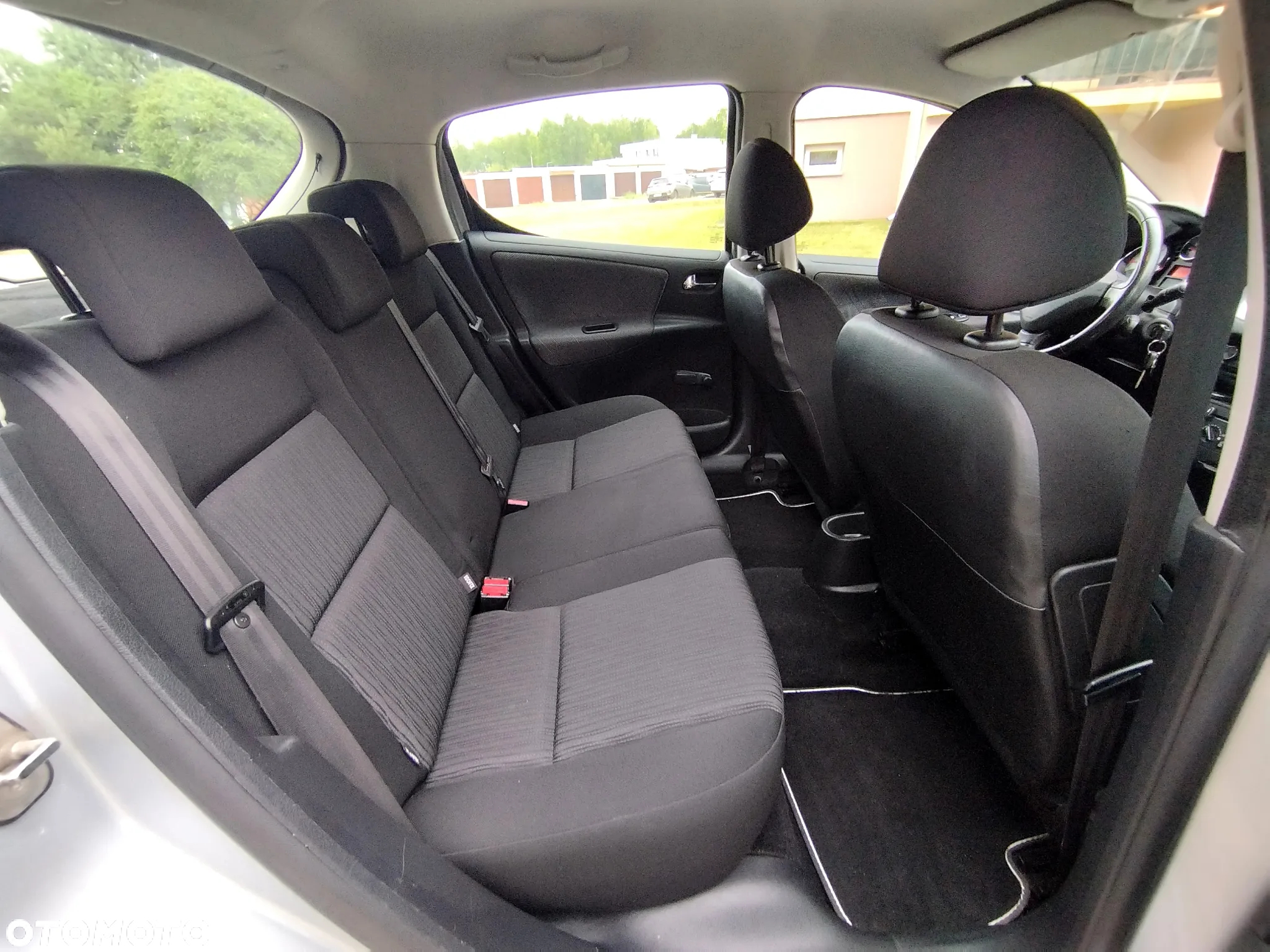 Peugeot 207 - 9