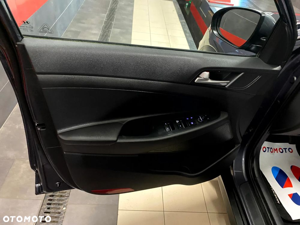 Hyundai Tucson 1.6 GDI BlueDrive Style 2WD - 13