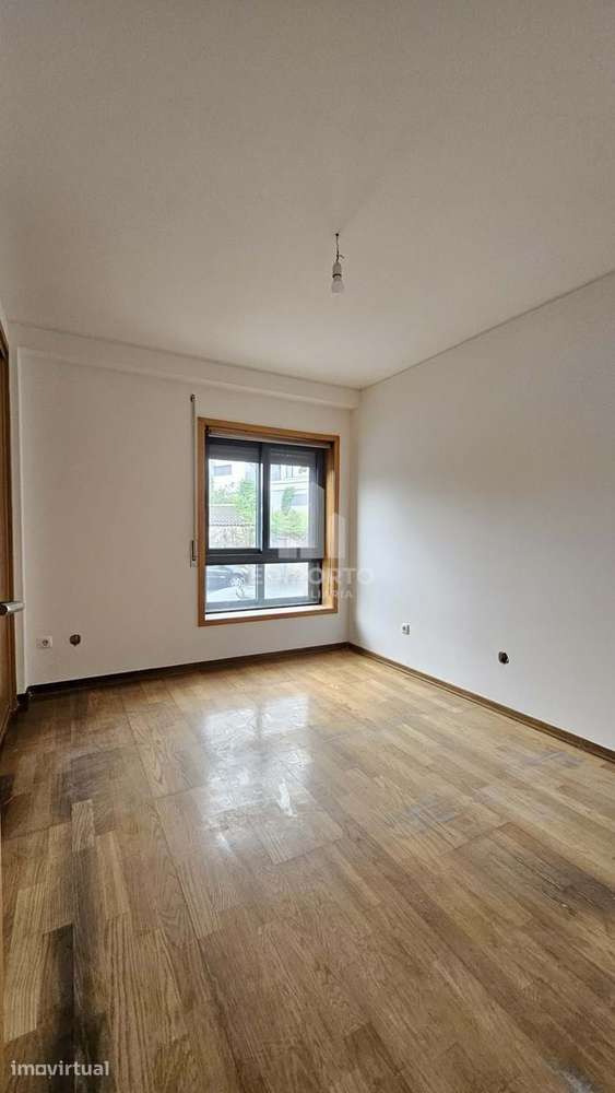 Excelente Apartamento T3 em Rio Tinto com Garagem e Varanda - Grande imagem: 3/20