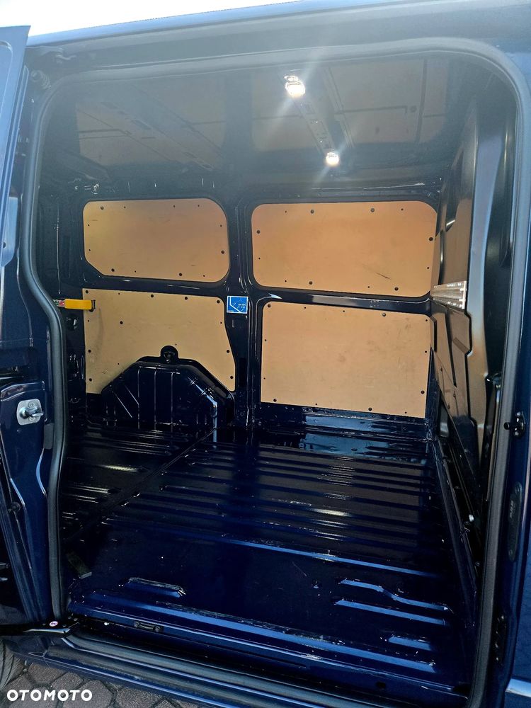 Ford TRANSIT CUSTOM - 17