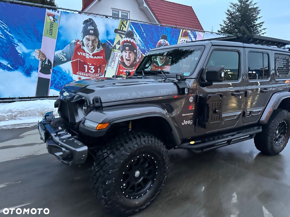 Jeep Wrangler Unlimited 2.2 CRD Sahara - 22