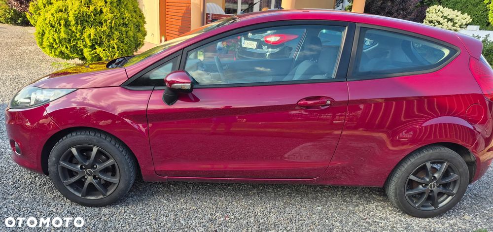 Ford Fiesta 1.25 Ambiente EU5 - 2