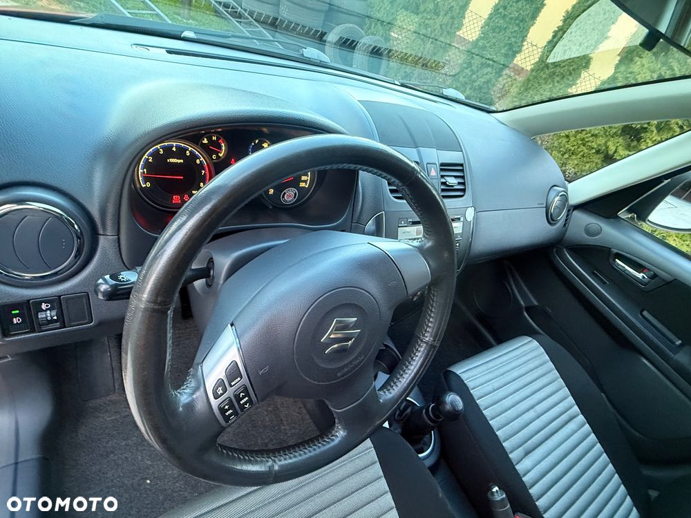 Suzuki SX4 1.6 VVT 4x2 Limited - 12