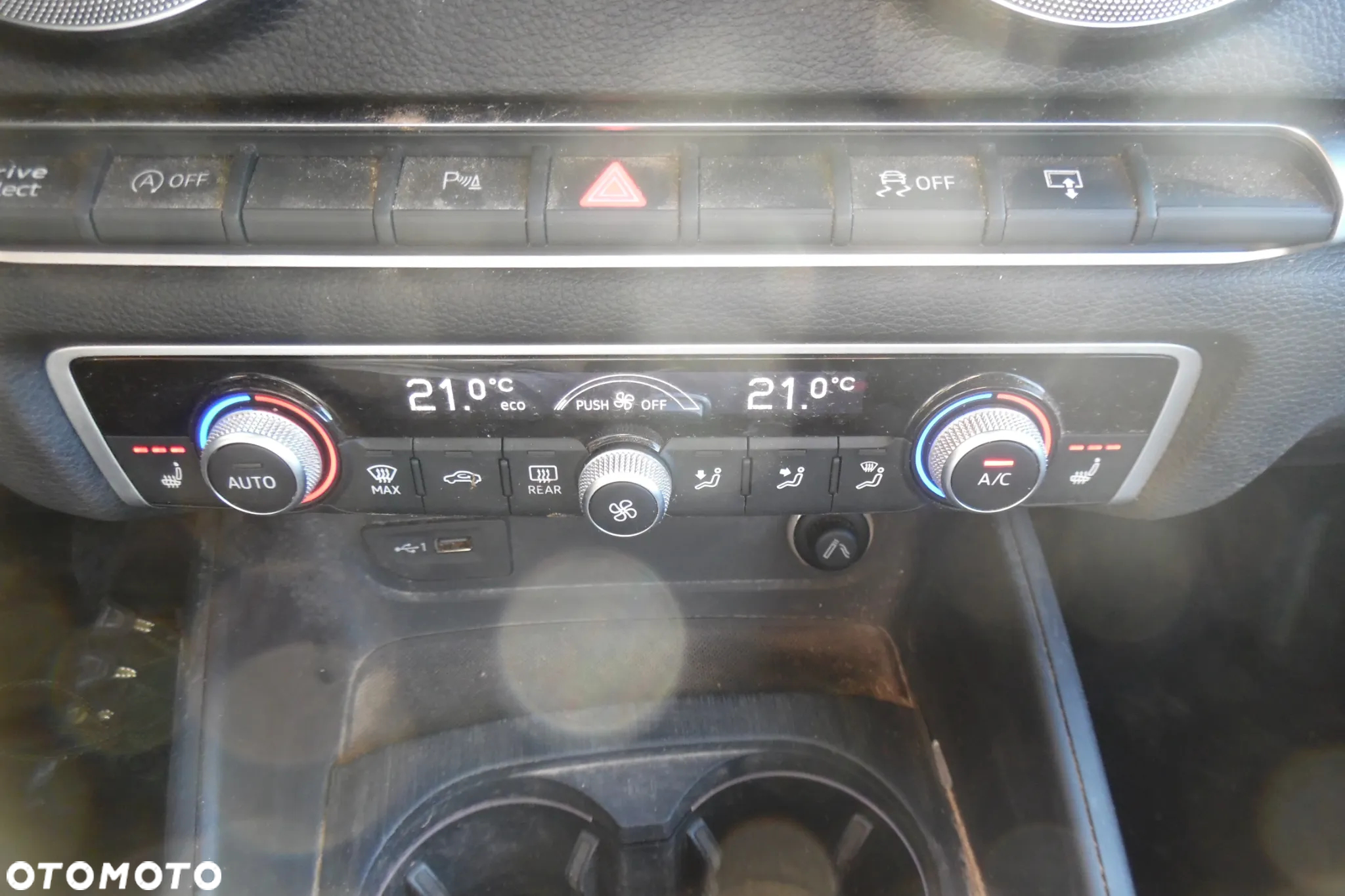 Audi A3 2.0 TDI Sportback (clean diesel) S tronic Attraction - 15