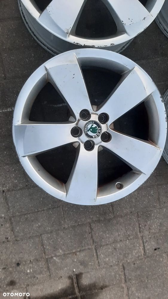 4× Felga aluminiowa Skoda OE RAPID ROOMSTER 7.0" x 17" 5x100 ET 41 5j7601025b - 2