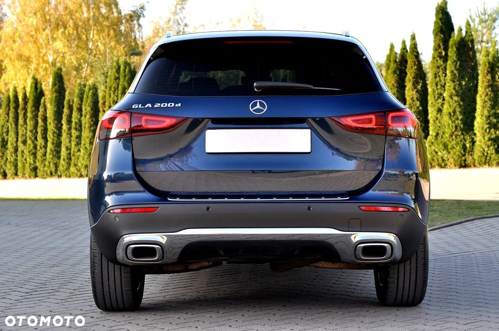 Mercedes-Benz GLA 200 d 8G-DCT Special Edition - 11