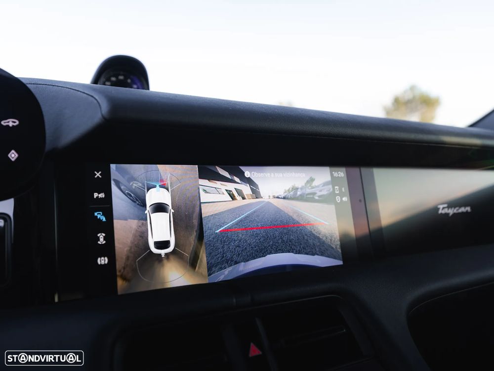Porsche Taycan Cross Turismo 4S - 21