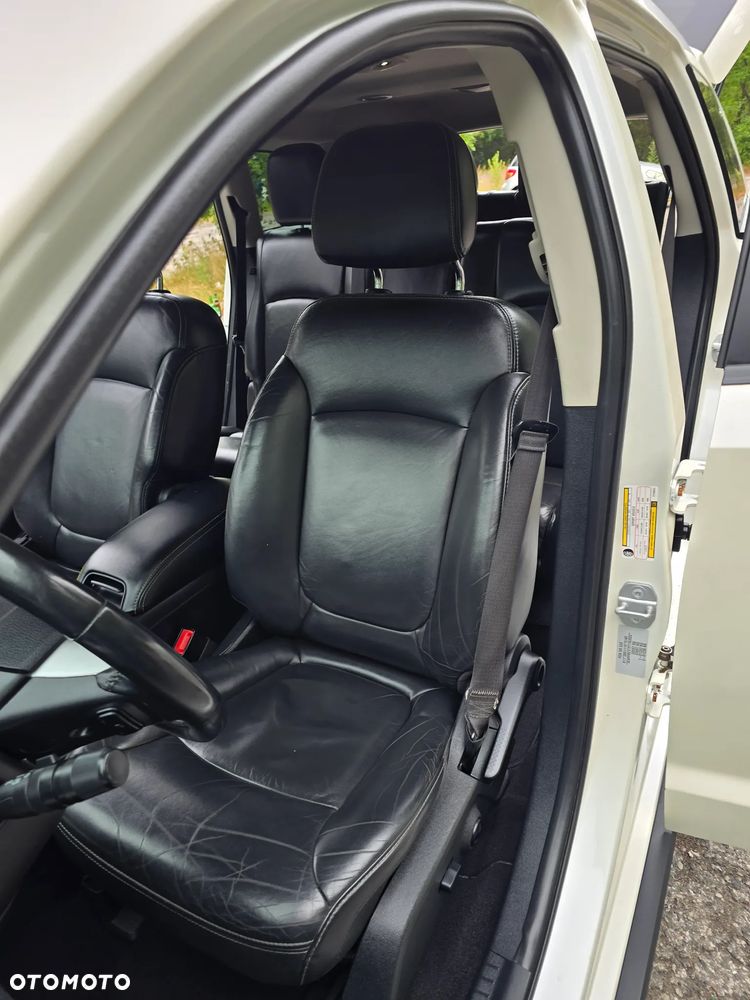 Fiat Freemont 2.0 Multijet Black Code AWD - 33