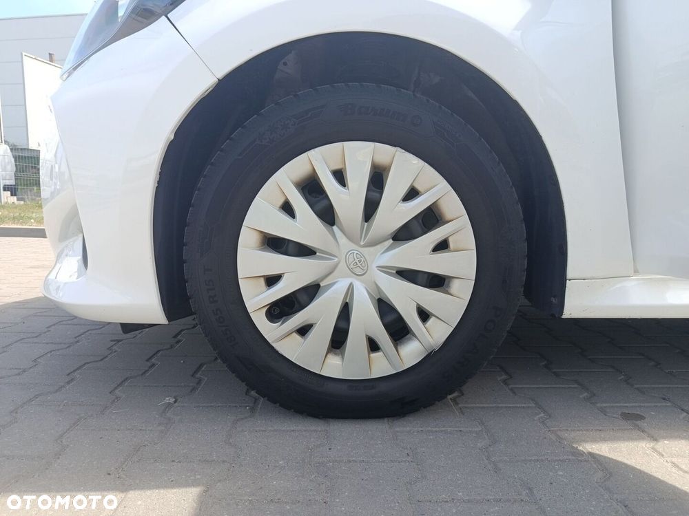 Toyota Yaris - 16