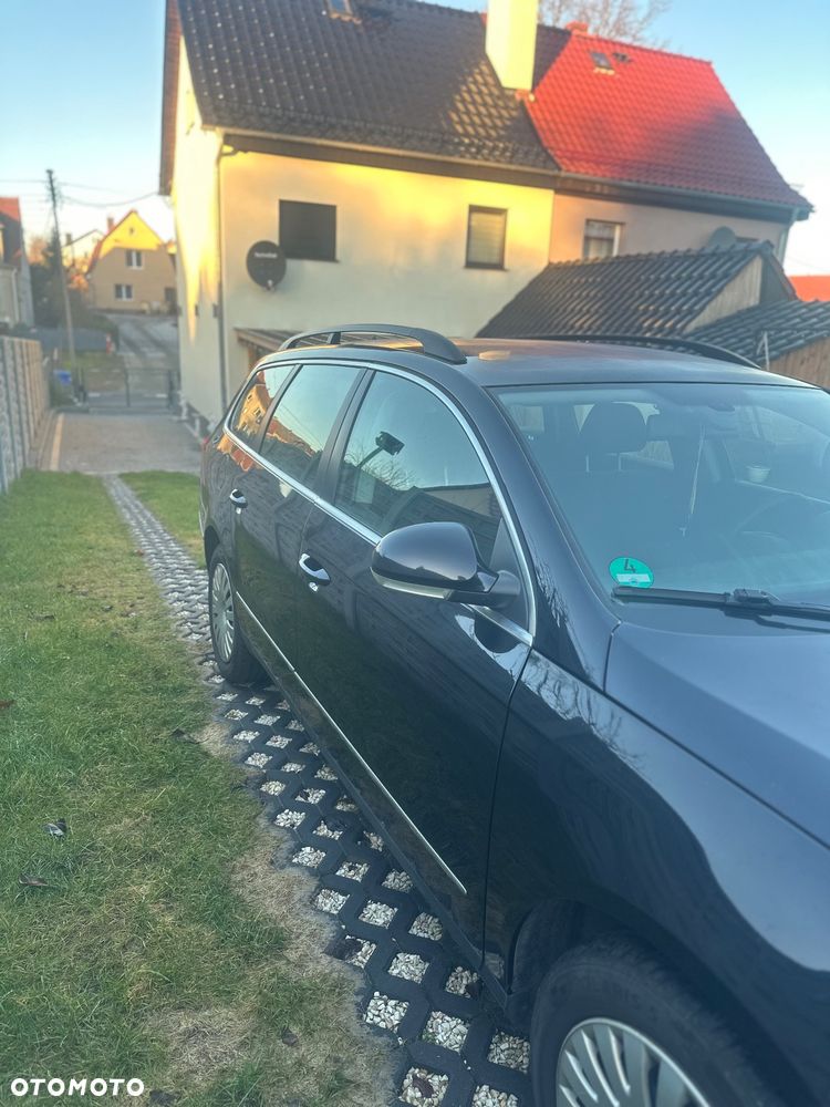 Volkswagen Passat 2.0 TDI Individual - 3