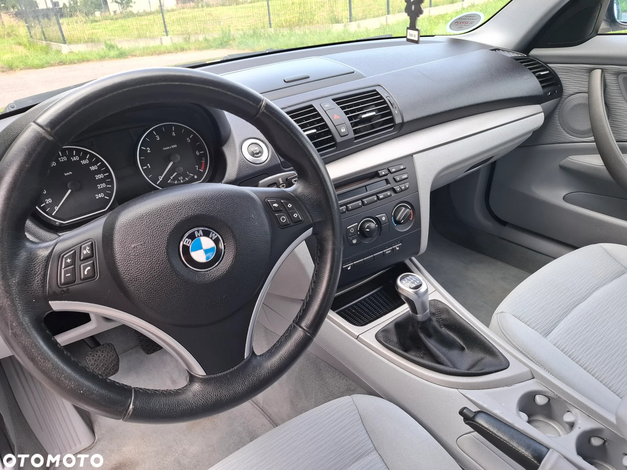 BMW Seria 1 116i - 10
