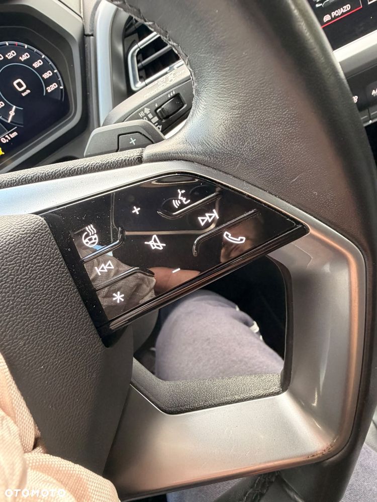Audi Q4 e-tron 45 quattro - 18