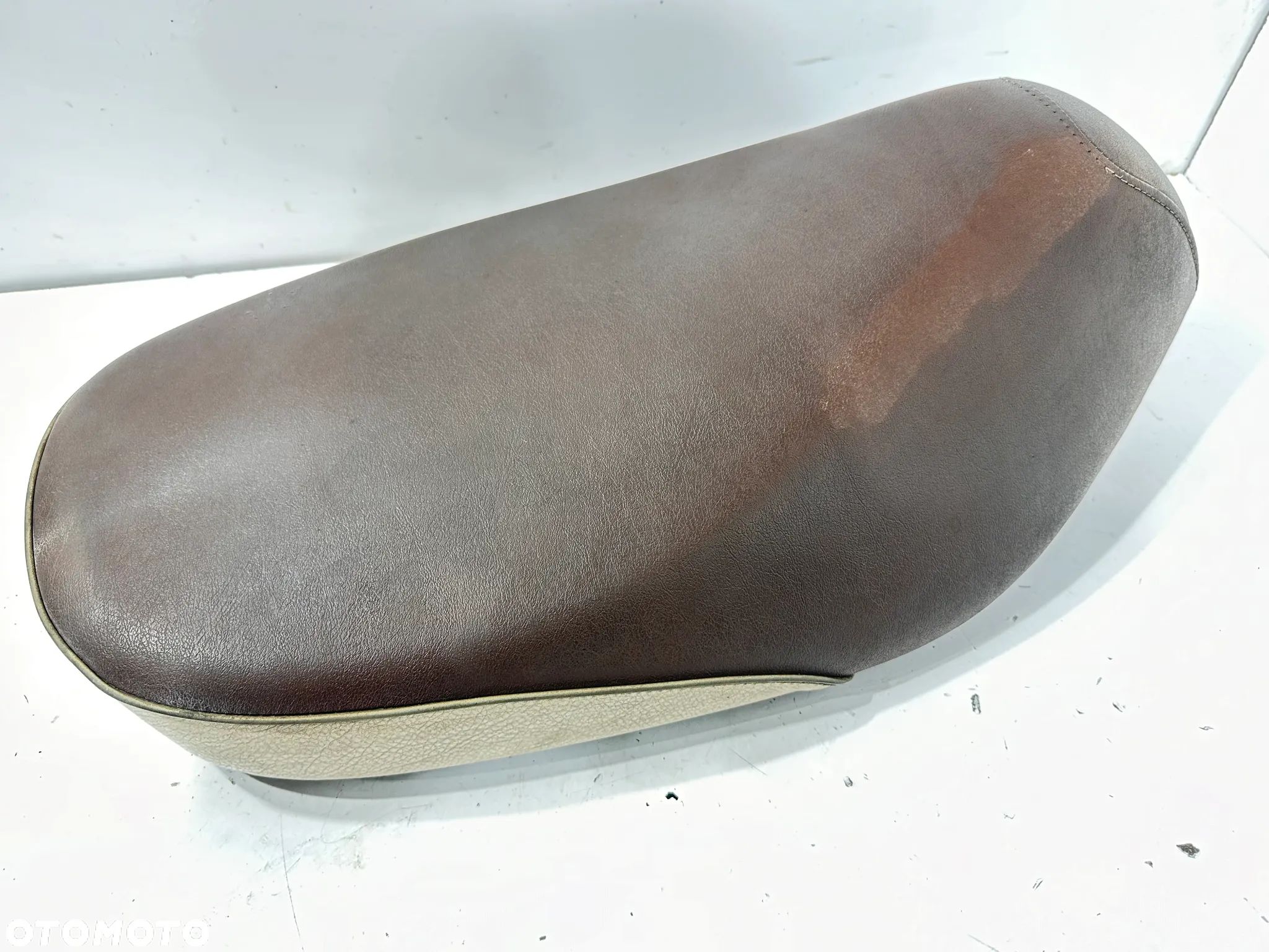 Siedzenie fotel kanapa Kymco Sento 50 - 1