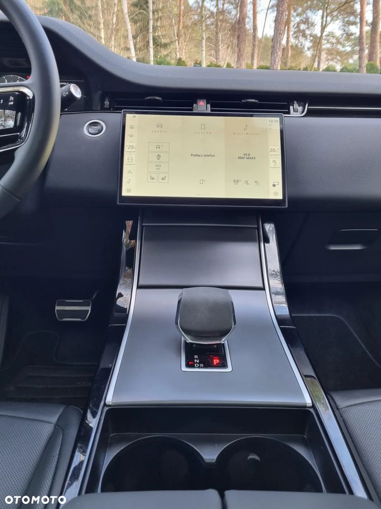 Land Rover Range Rover Evoque P250 R-Dynamic - 24