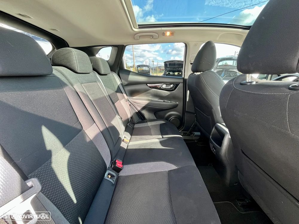 Nissan Qashqai 1.5 dCi N-Connecta Led - 14