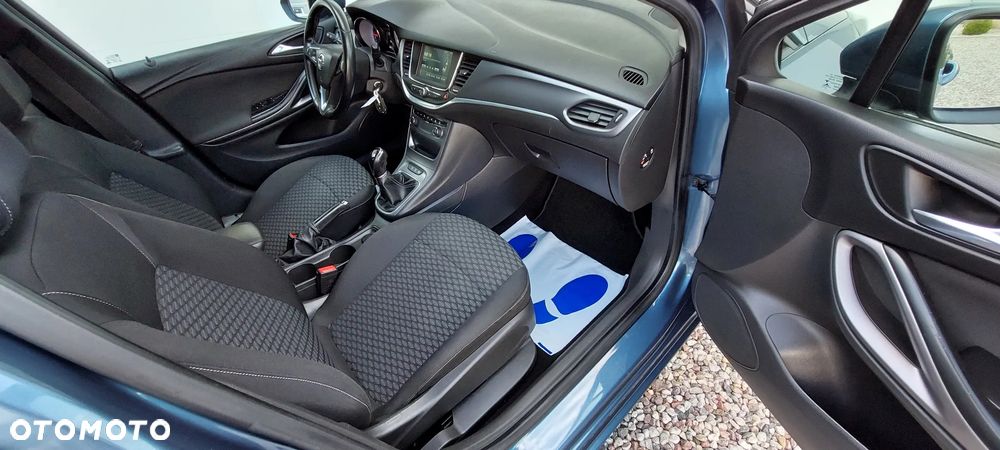 Opel Astra 1.4 Turbo Dynamic - 28