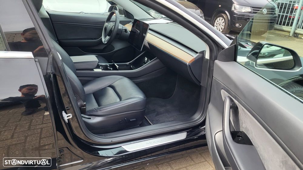 Tesla Model 3 Standard Range Plus RWD - 21