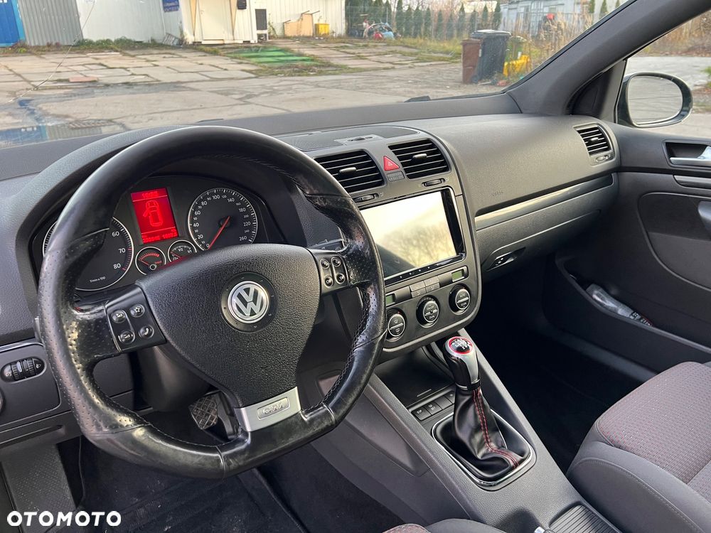 Volkswagen Golf 1.4 TSI GT - 11