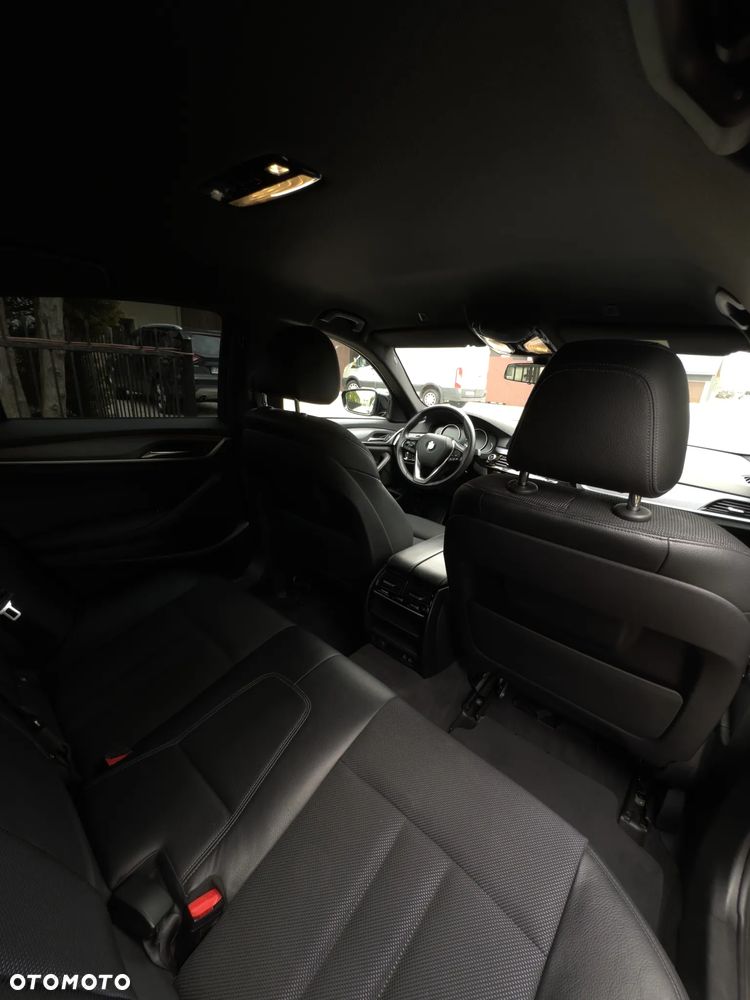BMW Seria 5 520d xDrive Sport Line sport - 15
