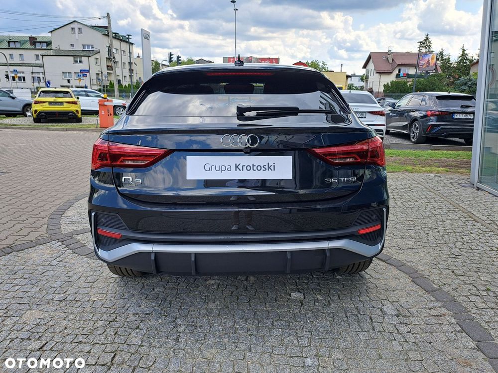 Audi Q3 Sportback - 5