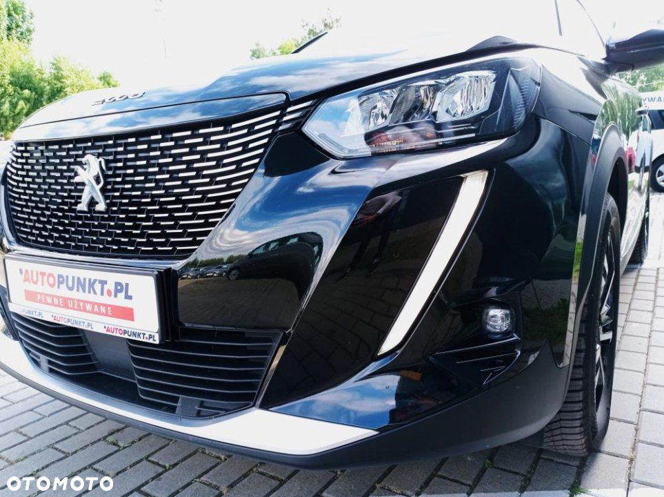 Peugeot 2008 - 8