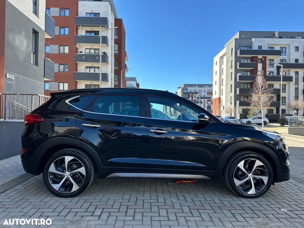 Hyundai Tucson 2.0 CRDI 4WD Automatik Style - 10