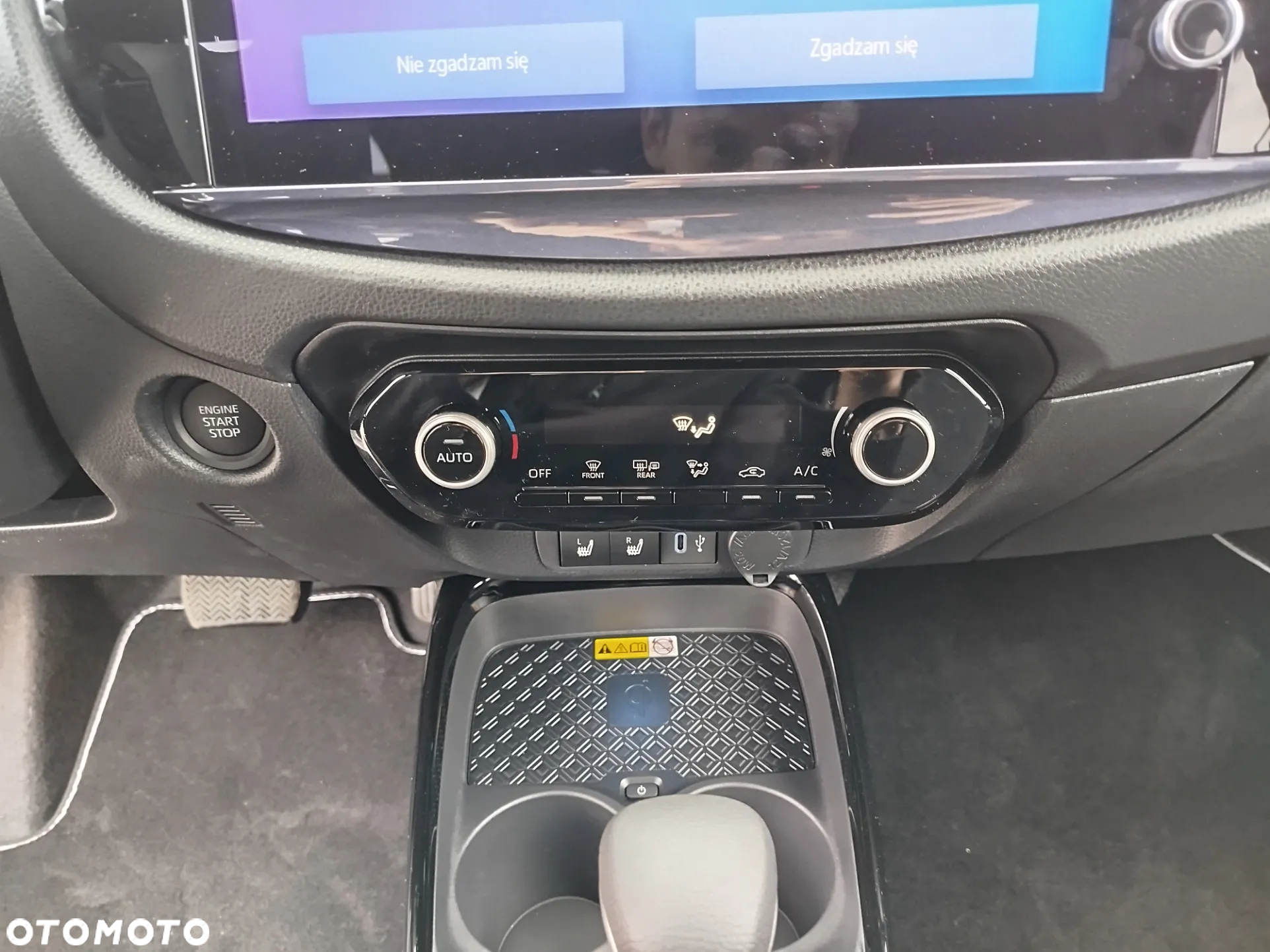 Toyota Aygo X 1.0 VVT-i JBL CVT - 13