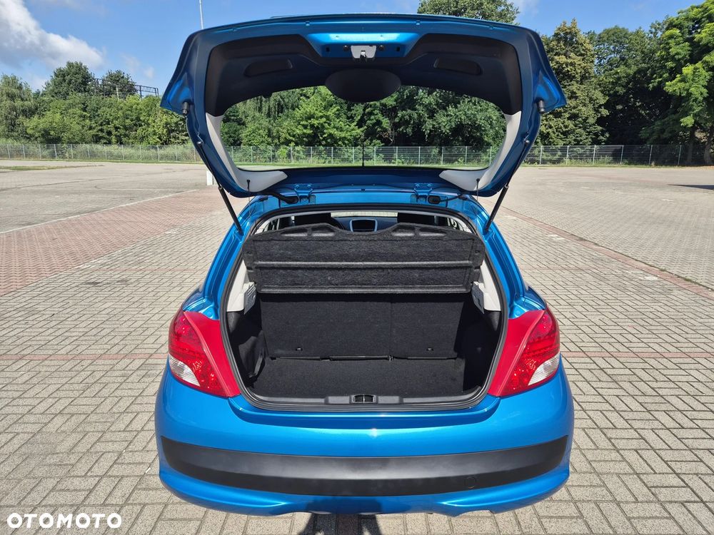 Peugeot 207 - 7