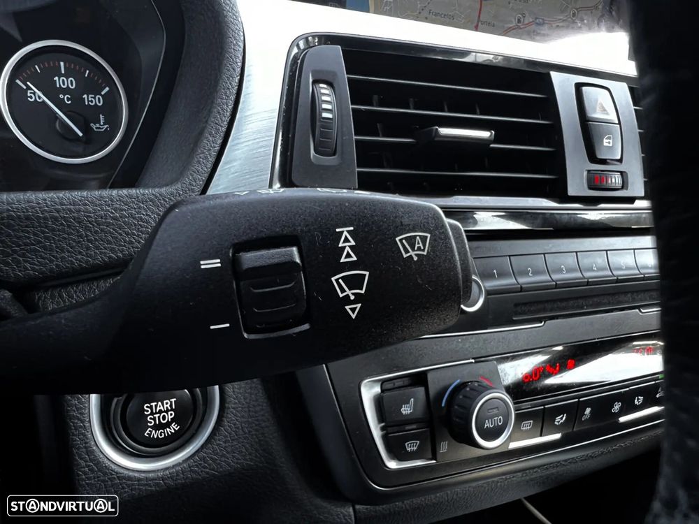 BMW 318 d Pack M - 15