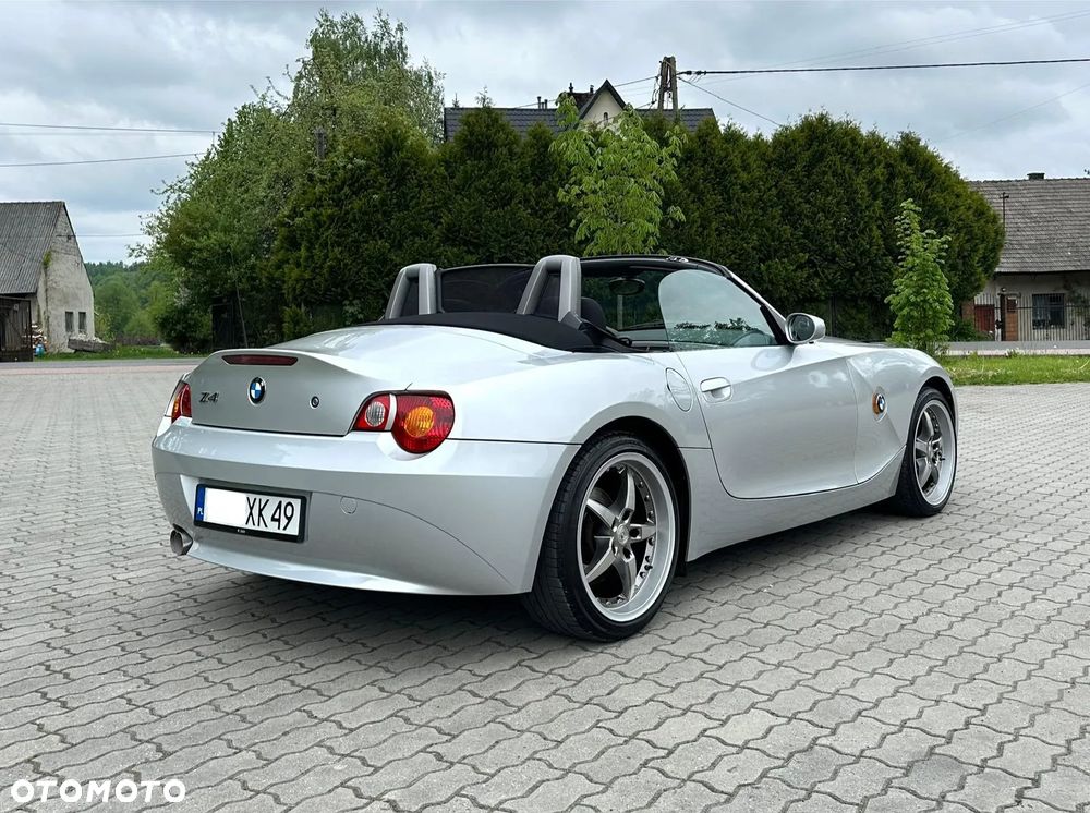 BMW Z4 2.2i - 9