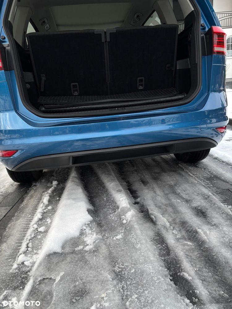 Volkswagen Touran 2.0 TDI SCR DSG Highline - 15