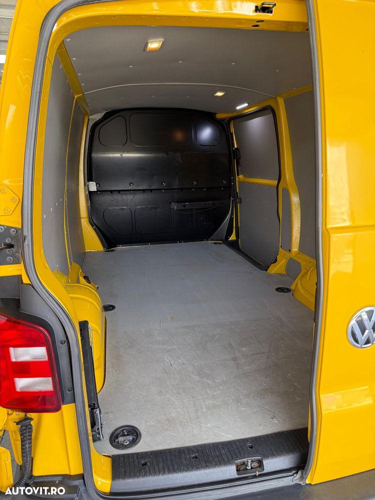 Volkswagen Transporter - 14