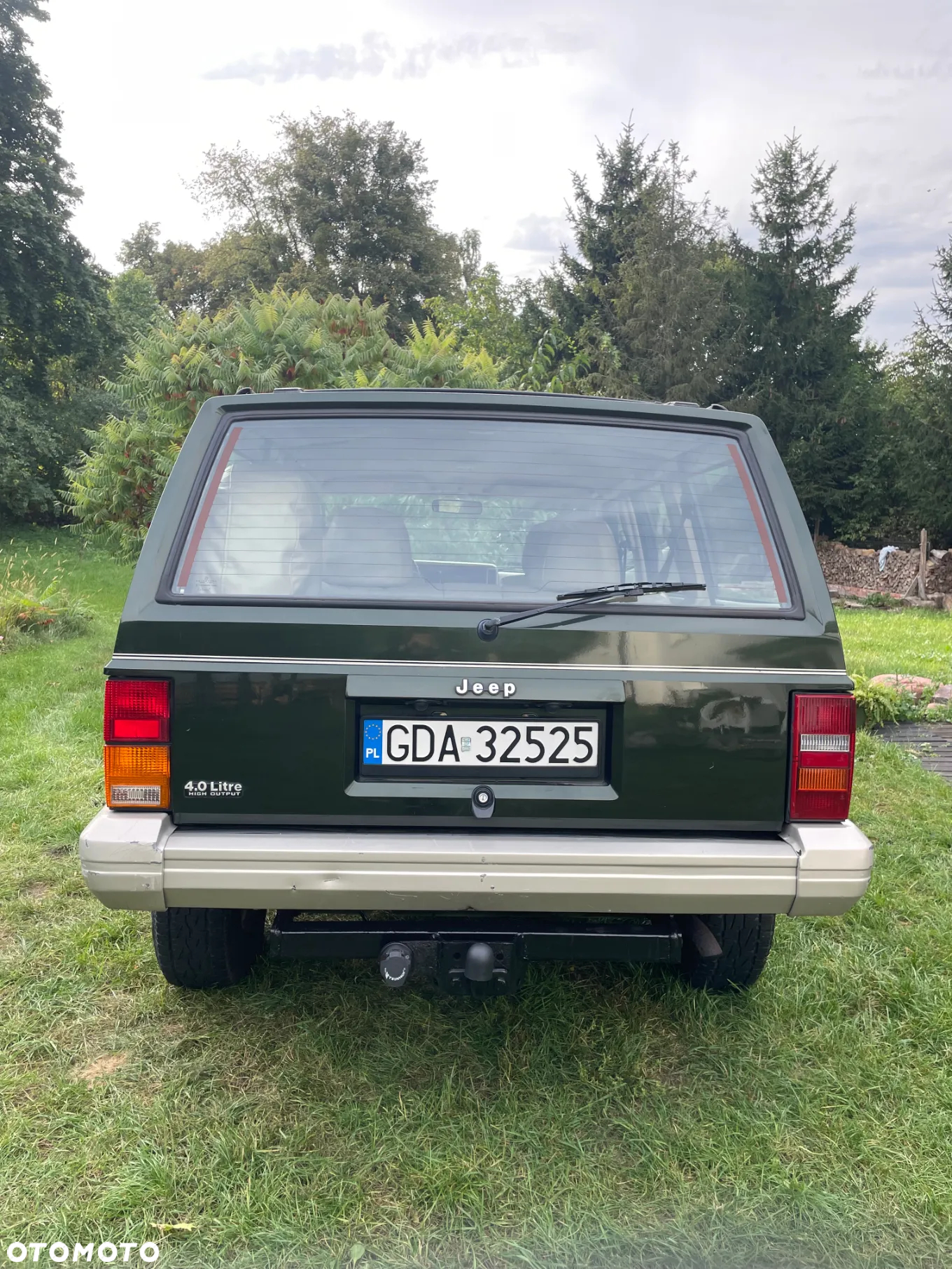 Jeep Cherokee - 18