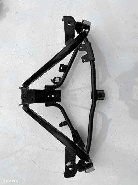 Stelaż przód Piaggio X10 125/350cm 16r - 3