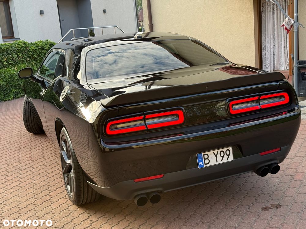 Dodge Challenger 3.6 SXT Plus - 8
